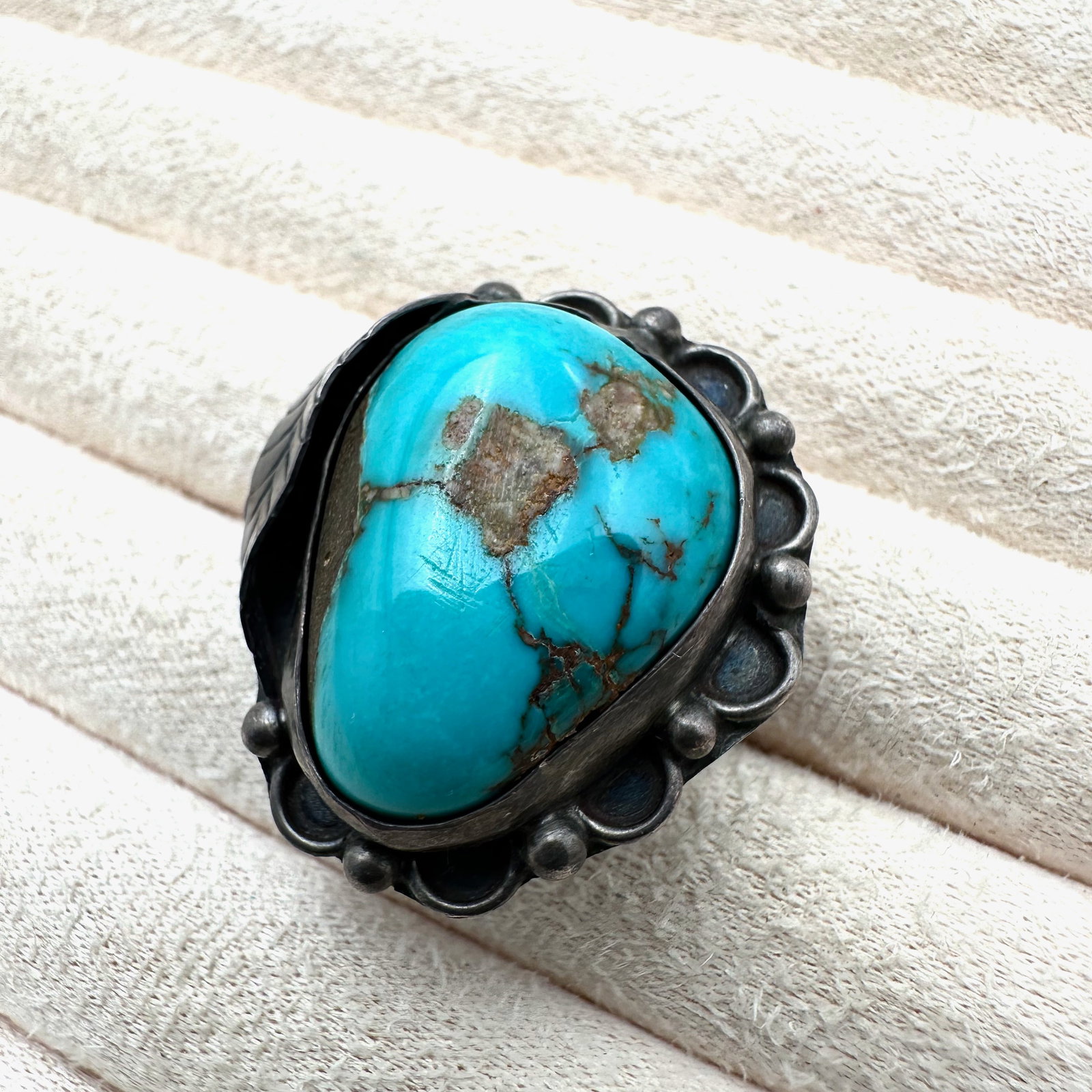 Vintage Native American Turquoise Sterling Silver Ring Size 10 Weight 14 Grams: Vintage Native American Turquoise Sterling Silver Ring Size 10 Weight 14 Grams