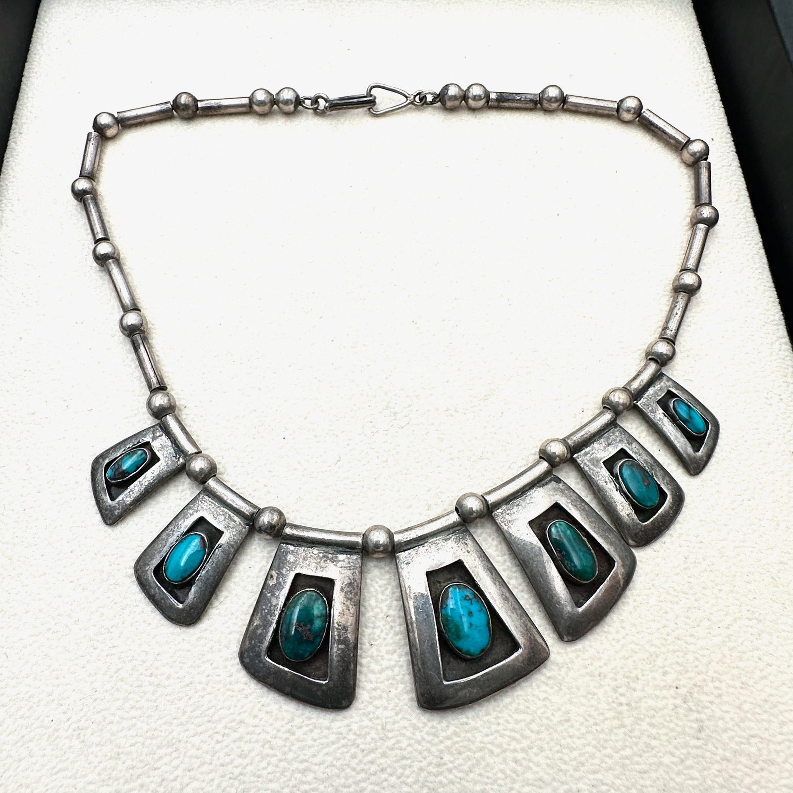 Vintage Native American Turquoise Shadowbox Sterling Silver Necklace 16 Inch Weight 47 Grams: Vintage Native American Turquoise Shadowbox Sterling Silver Necklace 16 Inch Weight 47 Grams