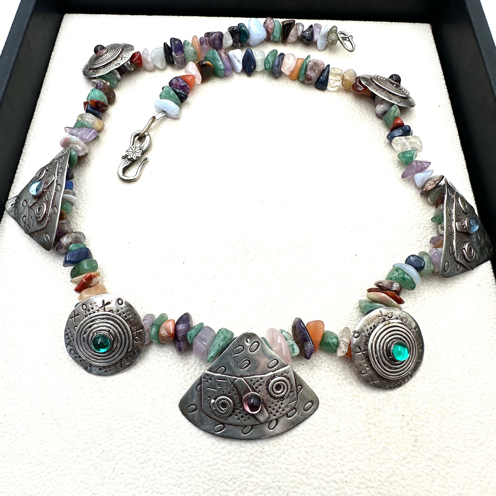Vintage Artisan Multi Gemstone Sterling Silver Statement Necklace 20 Inch Length Weight 85 Grams: Vintage Artisan Multi Gemstone Sterling Silver Statement Necklace 20 Inch Length Weight 85 Grams