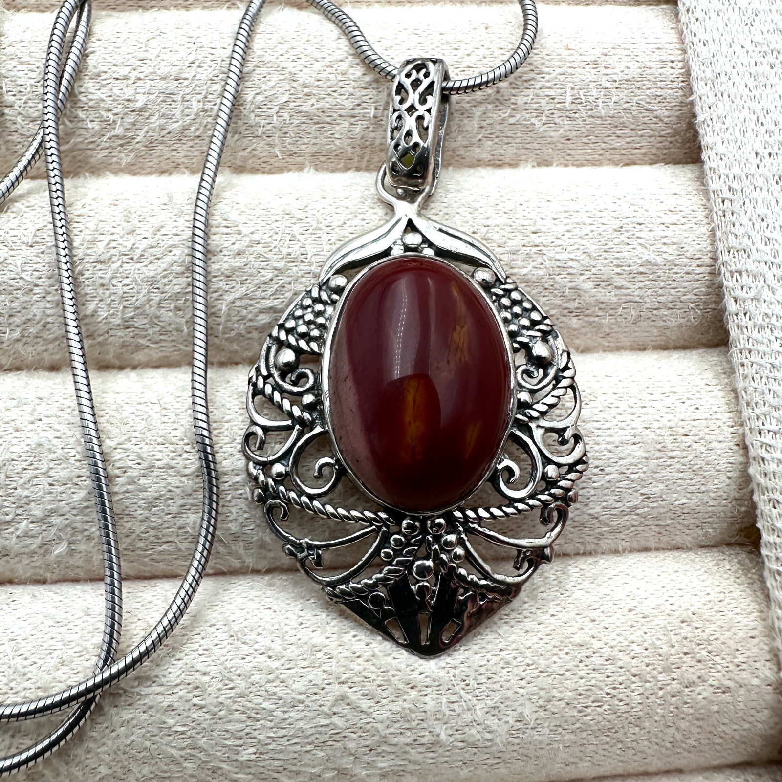 Red Gemstone Sterling Silver Filigree 1.5 Inch Pendant Necklace 17 Inch Chain: Red Gemstone Sterling Silver Filigree 1.5 Inch Pendant Necklace 17 Inch Chain