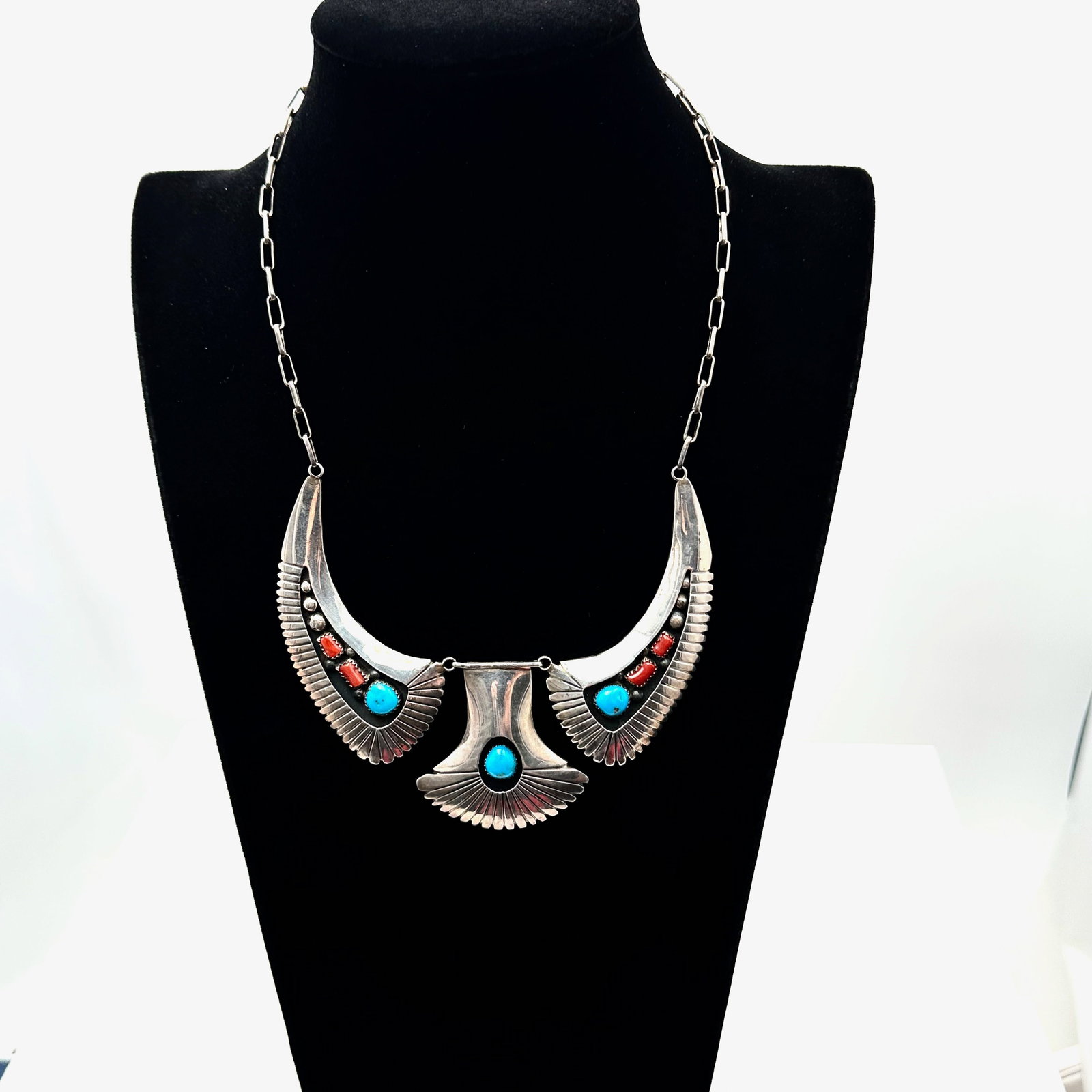 Vintage Cecil Sanders Navajo Necklace Sterling Silver Turquoise Red Coral Weight 44 Grams Length 18: Vintage Cecil Sanders Navajo Necklace Sterling Silver Turquoise Red Coral Weight 44 Grams Length 18 Inch