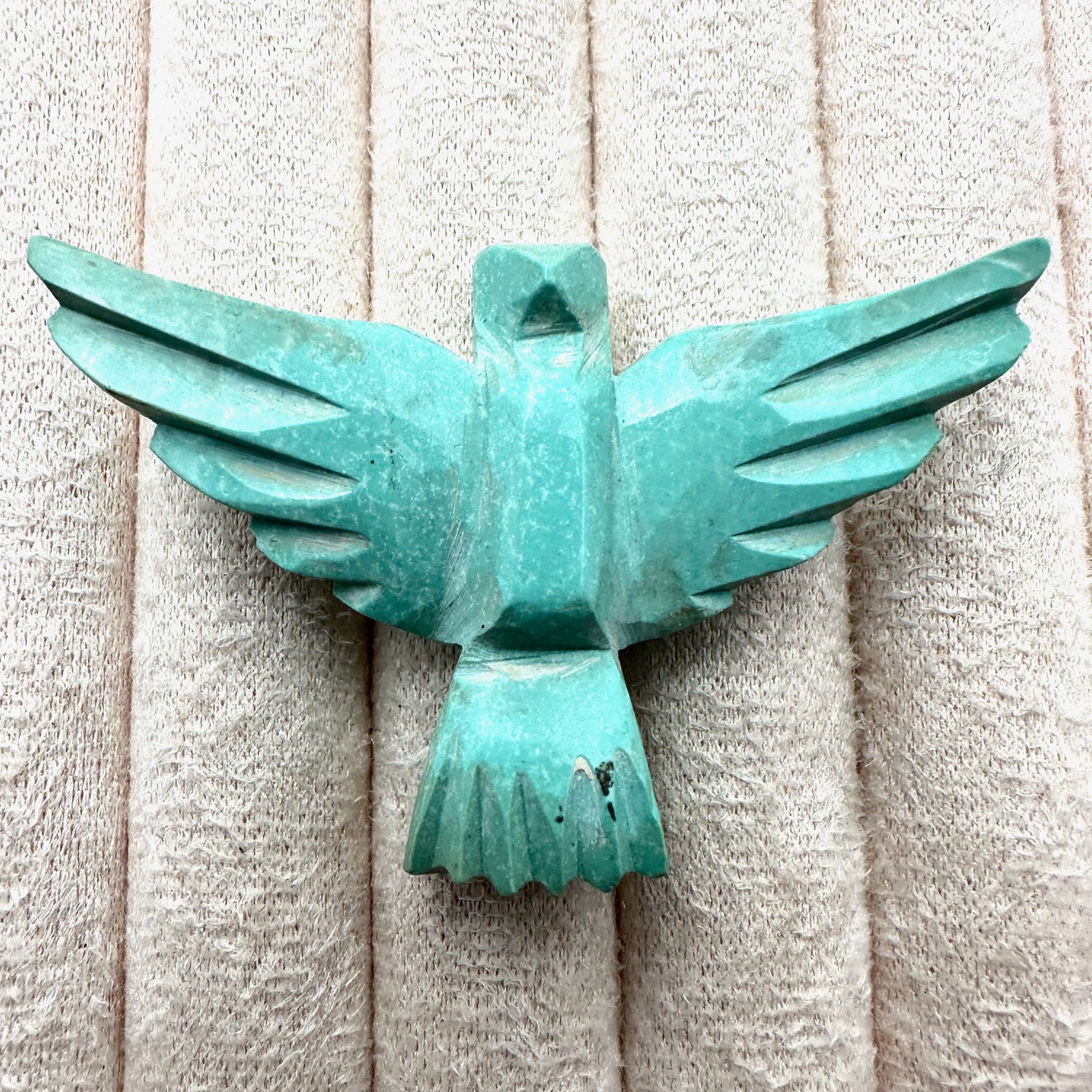 Vintage Native American Carved Turquoise Fetish Bird Eagle Pendant 2.5 Inch Wing Span For Jewelry: Vintage Native American Carved Turquoise Fetish Bird Eagle Pendant 2.5 Inch Wing Span For Jewelry Repair or Repurpose