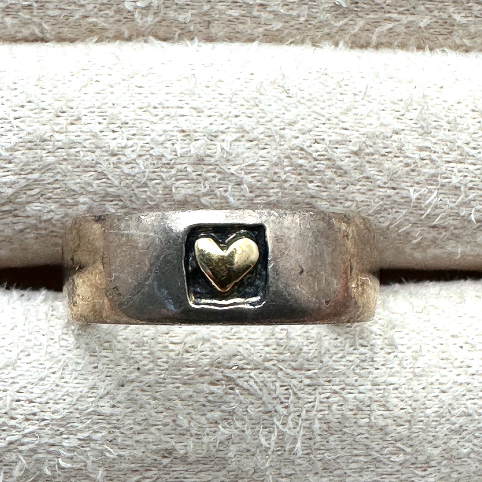 Heart of Gold Sterling Silver And 14K Gold Ring Band Size 7.5: Heart of Gold Sterling Silver And 14K Gold Ring Band Size 7.6