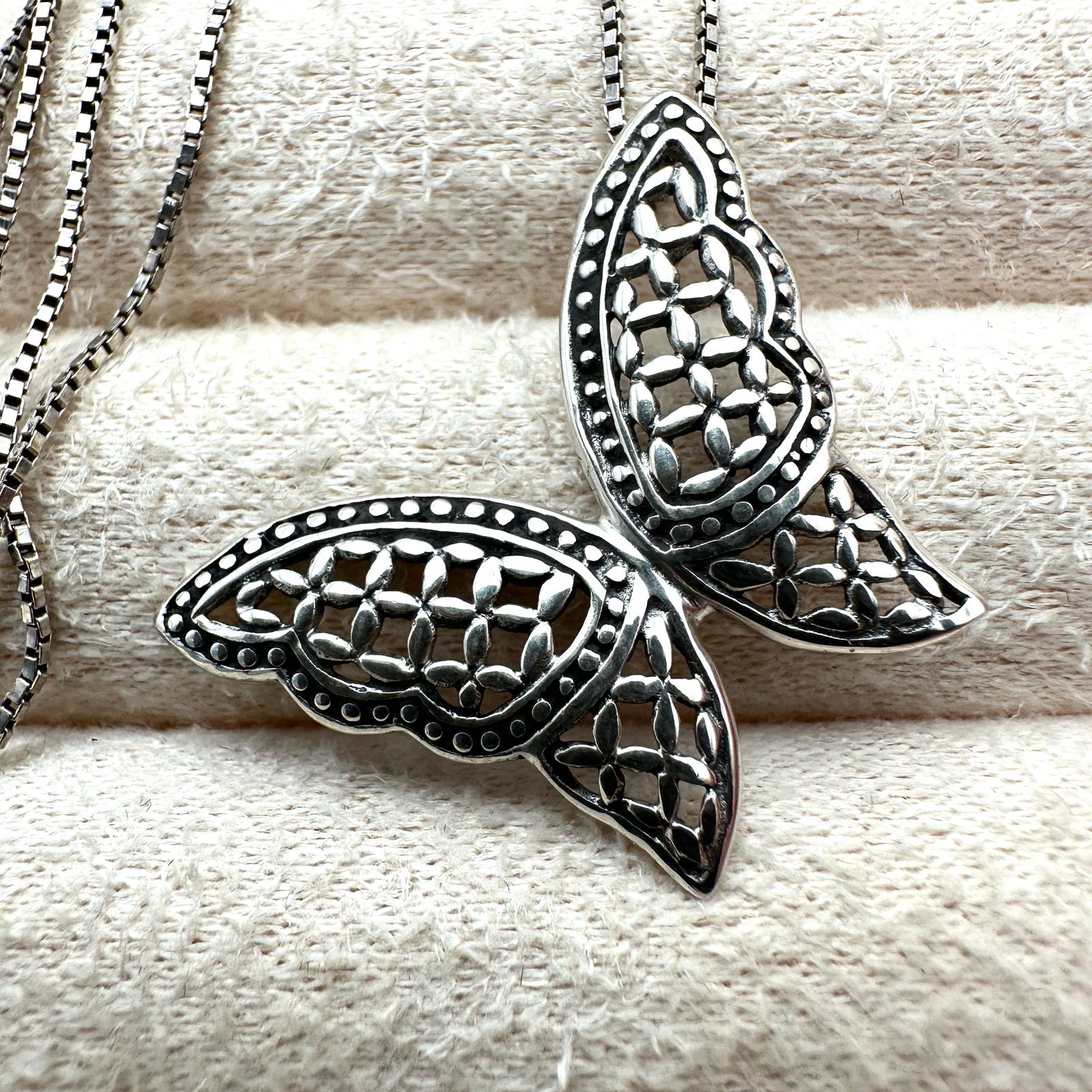 Sterling Silver Filigree Butterfly Pendant Necklace 18 Inch Chain: Sterling Silver Filigree Butterfly Pendant Necklace 18 Inch Chain