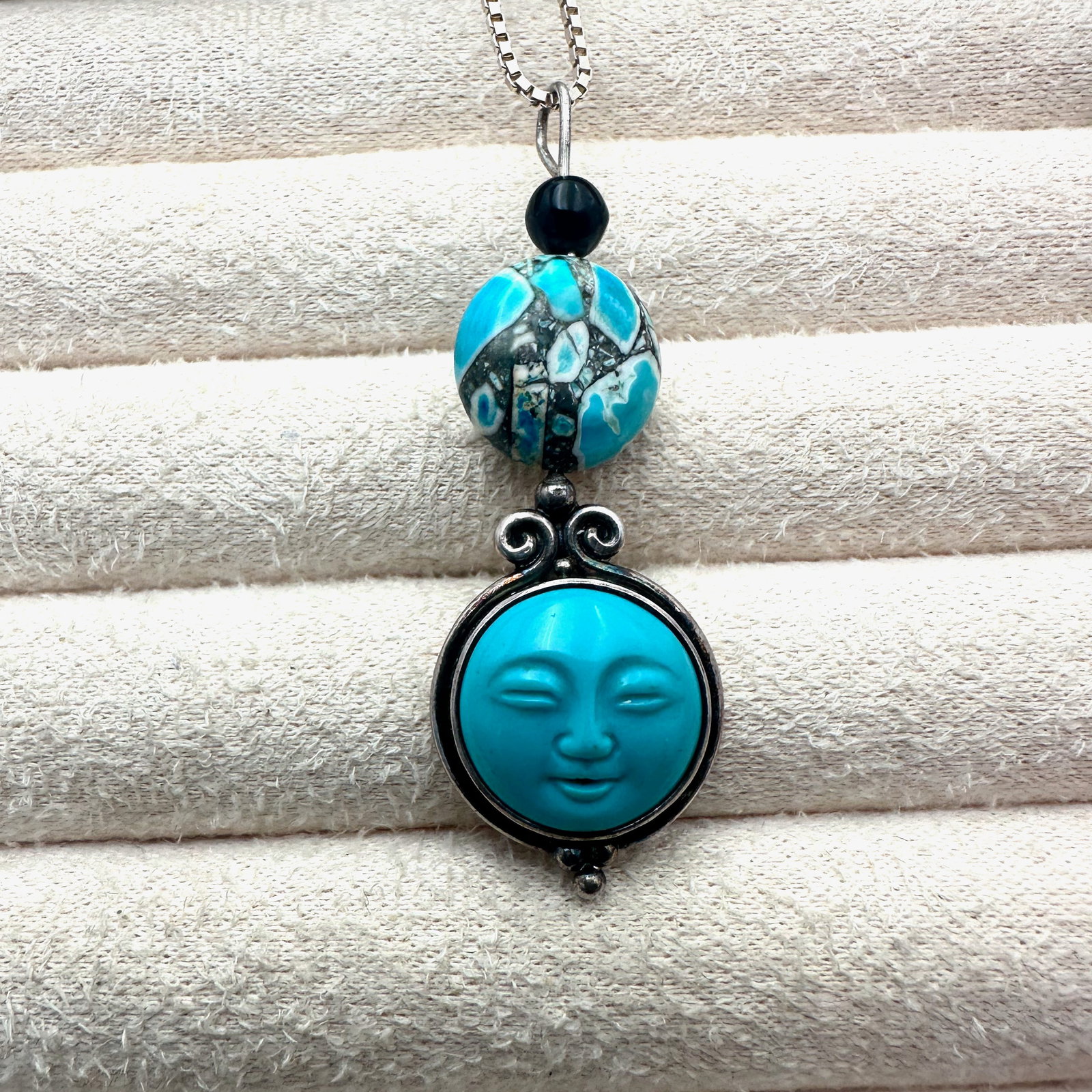 Sajen Goddess Face Sterling Silver Pendant Necklace 20 Inch Chain (1 of 3)