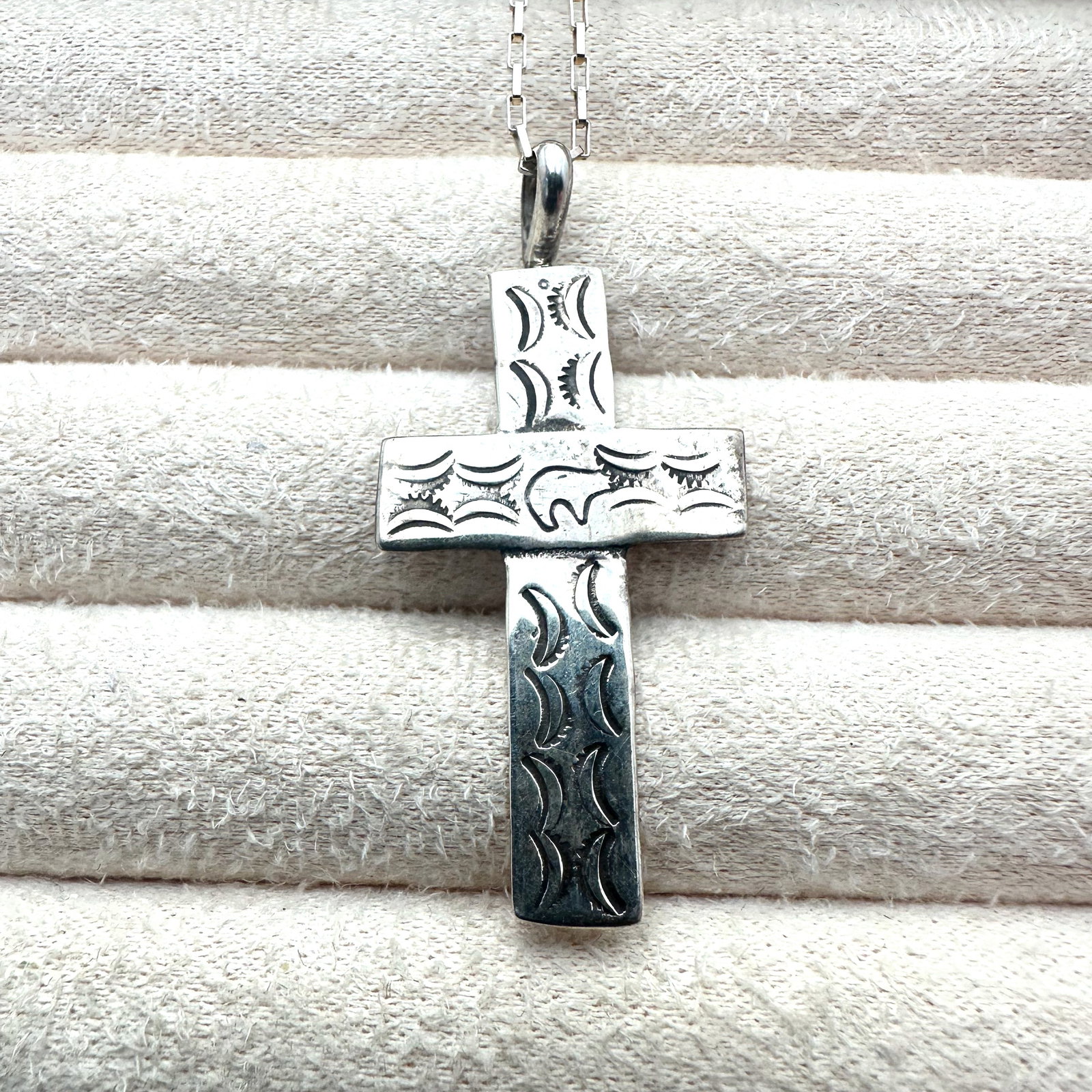 American Southwest Signed Sterling Silver Cross Pendant with Bear Design Necklace 18 Inch: American Southwest Signed Sterling Silver Cross Pendant with Bear Design Necklace 18 Inch