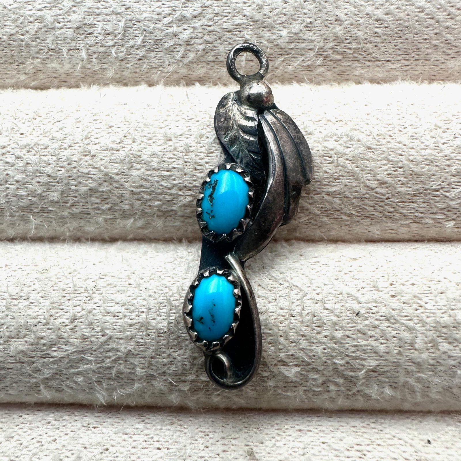 Vintage Native American Blue Turquoise Sterling Silver Pendant 1.25 Inch (1 of 2)
