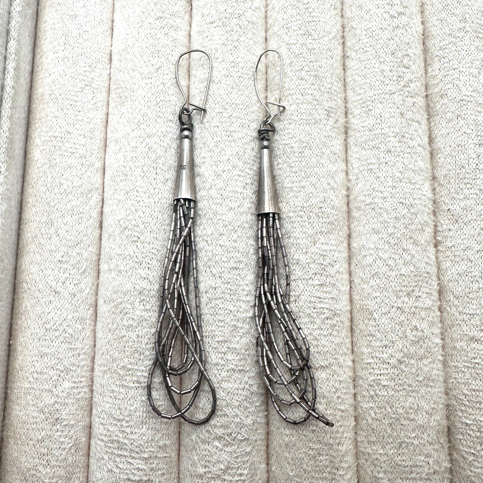 American Southwest Liquid Sterling Silver Wire Pierced Earrings 2.5 Inch (1 of 2)