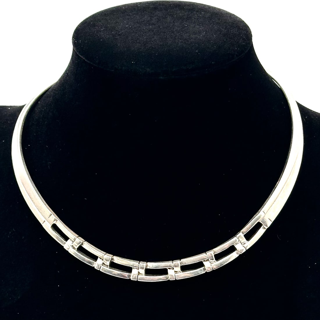 Vintage Artisan CR English Hallmark Sterling Silver Necklace Weight 51 Grams (1 of 8)