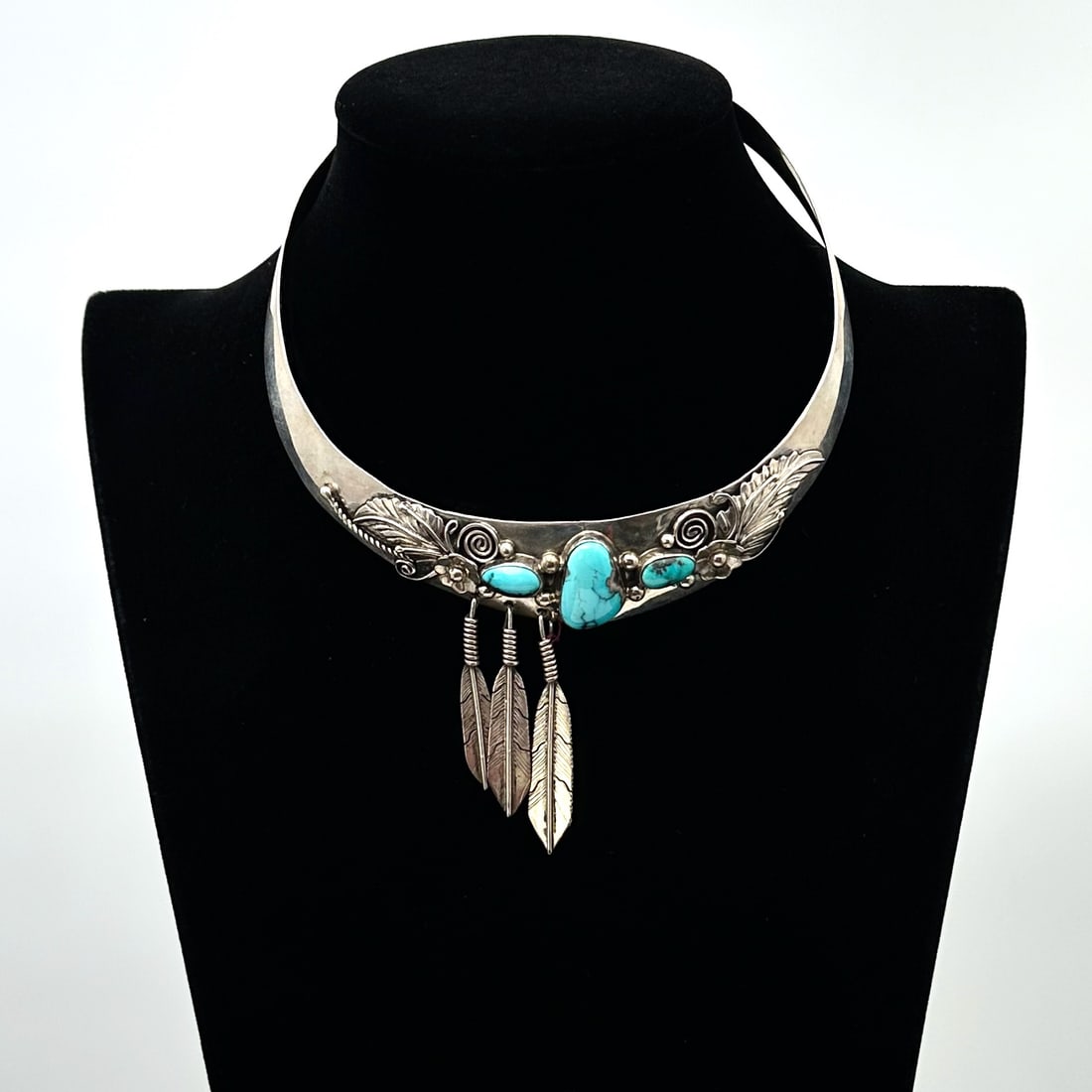 Vintage Native American Hallmarked RL Blue Turquoise Sterling Silver Torque Necklace Weight 53 Grams: Vintage Native American Hallmarked RL Blue Turquoise Sterling Silver Torque Necklace Weight 53 Grams