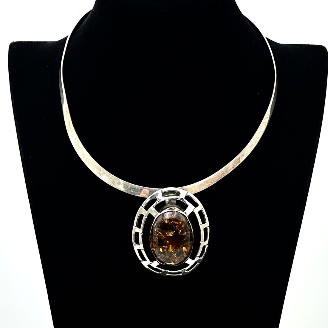 Vintage Mexico Natural Amber Sterling Silver Pendant Torque Necklace Weight 51 Grams (1 of 8)