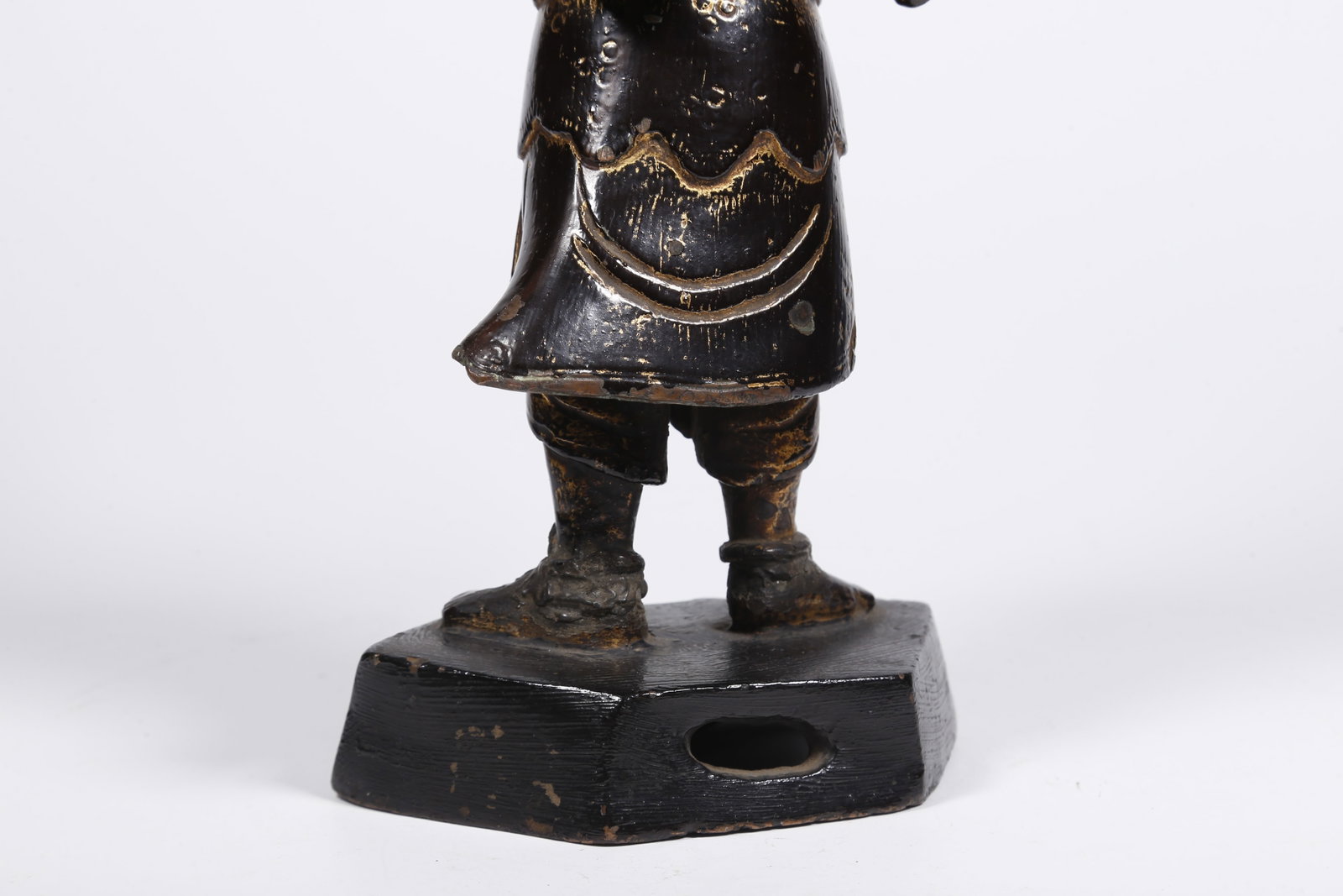 A BRONZE HUMAN FIGURE STATUE - 6