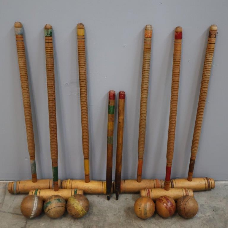 Antique Wood 6 player Lawn Croquet set (1 of 8)