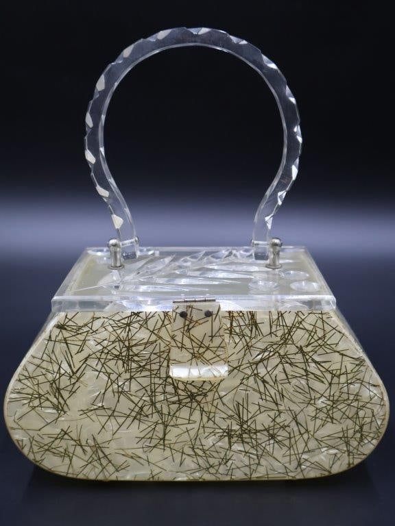 1950s Gilli Orig "Confetti" Pattern Gold and CLear Lucite Purse (1 of 7)