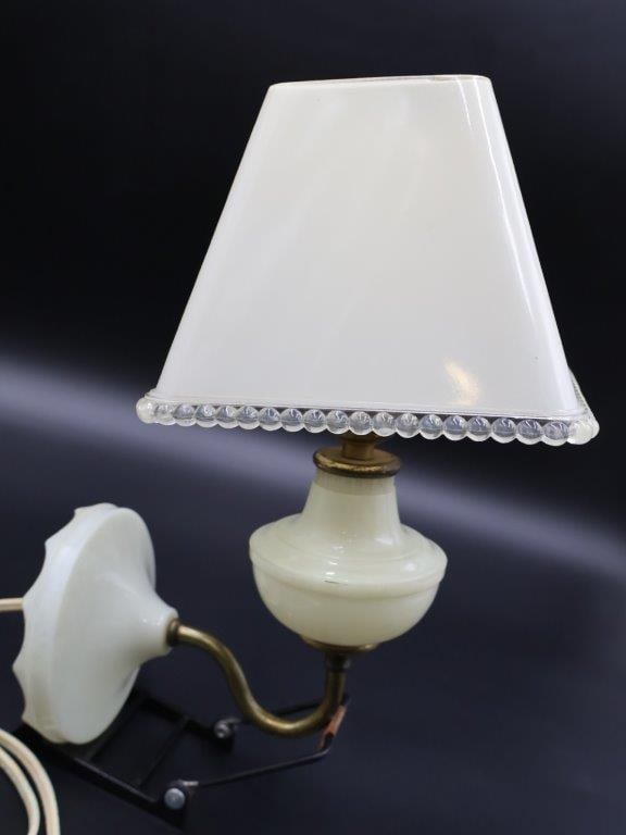White Lucite Wall Sconce Lamp w "Beaded" Shade (1 of 9)