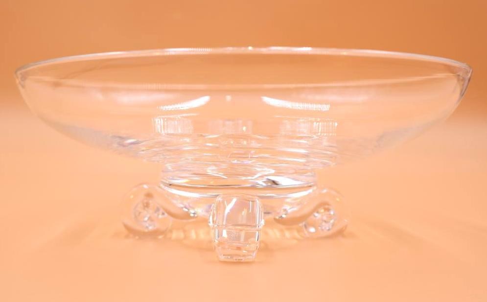 Steuben Crystal Low Footed Bowl: Clear crystal Steuben Centerpiece Compote, 20th Century