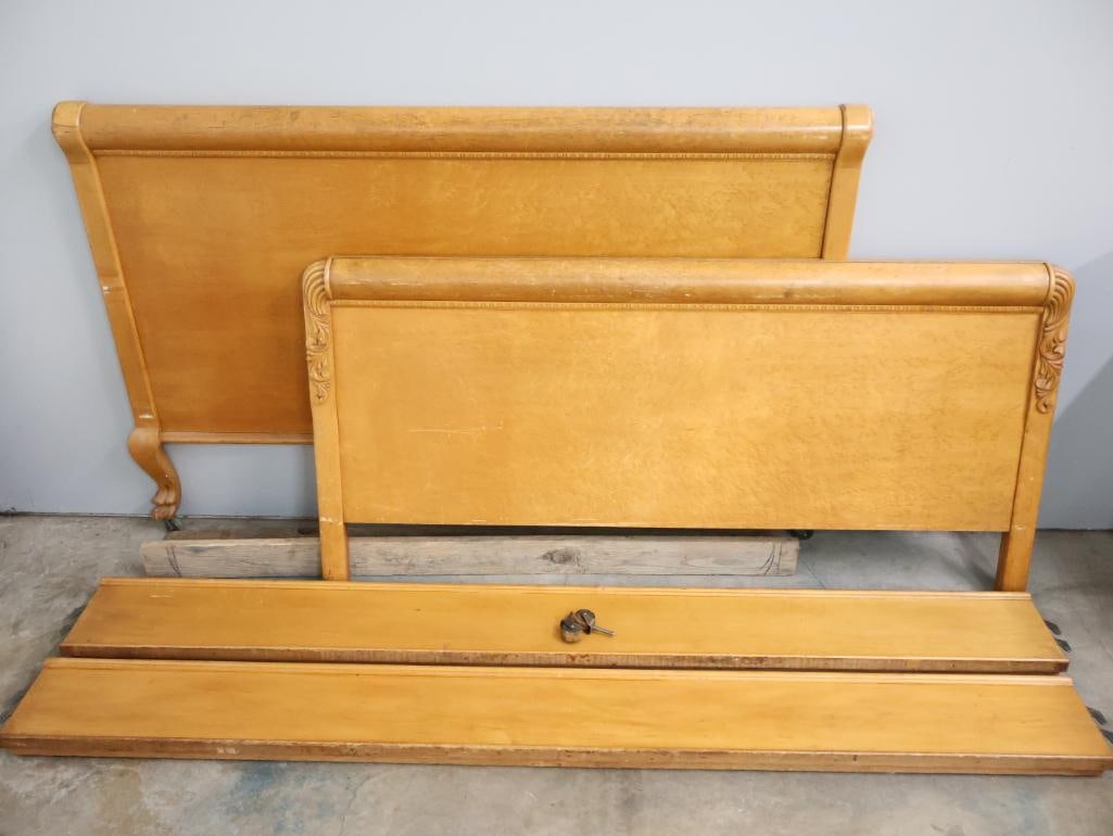 Antique Birdseye Maple Full Size Bed Frame (1 of 11)
