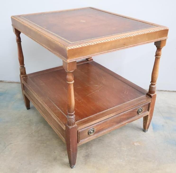 Vintage Gordon Inc. Two Level Side Table (1 of 9)