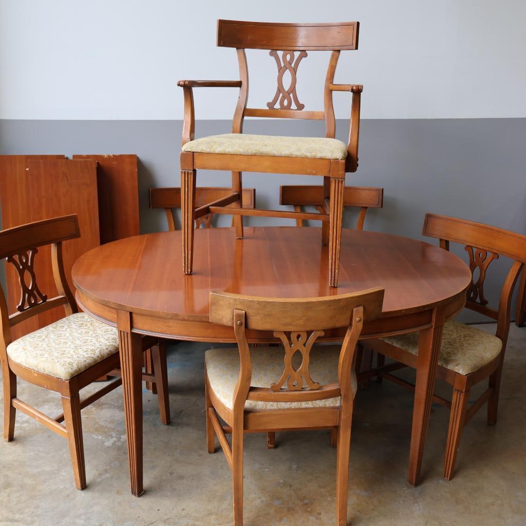 Vintage Dining Table with Six Chairs and Three Leaves (1 of 20)