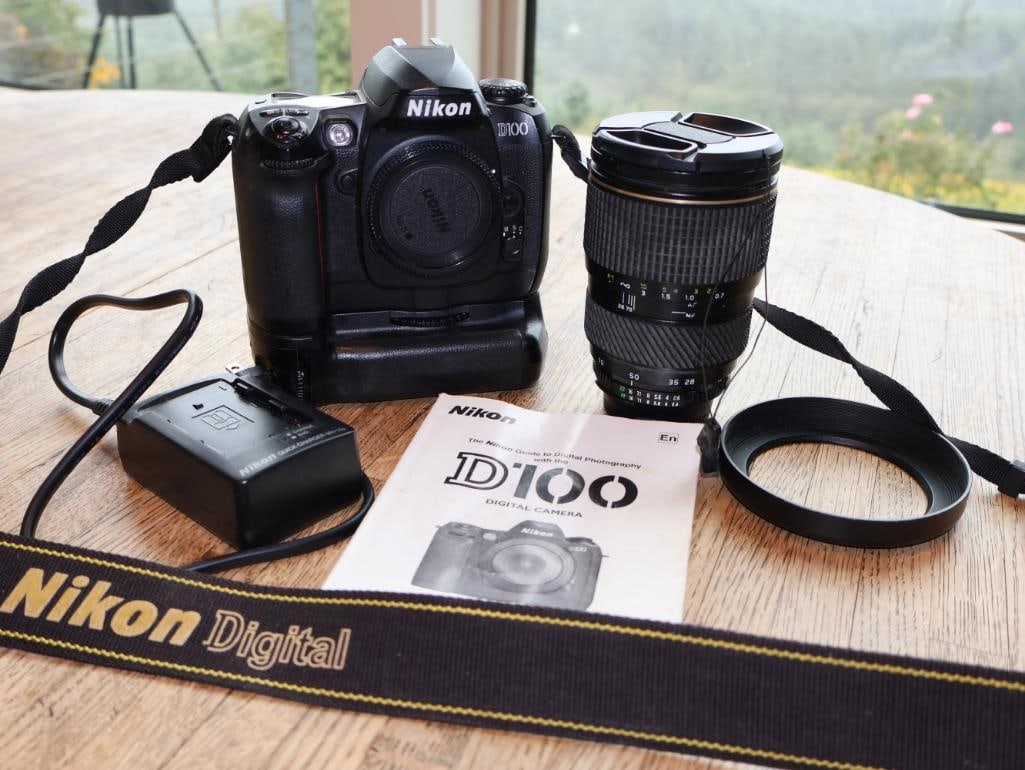 Nikon D100 Camera with Tokina Lens (1 of 18)