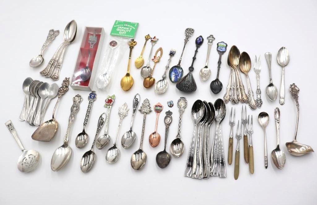 Collector Spoons: View all photos for details and sizing. By placing a bid, you acknowledge that you have examined the item to your satisfaction and accept it in its current condition.