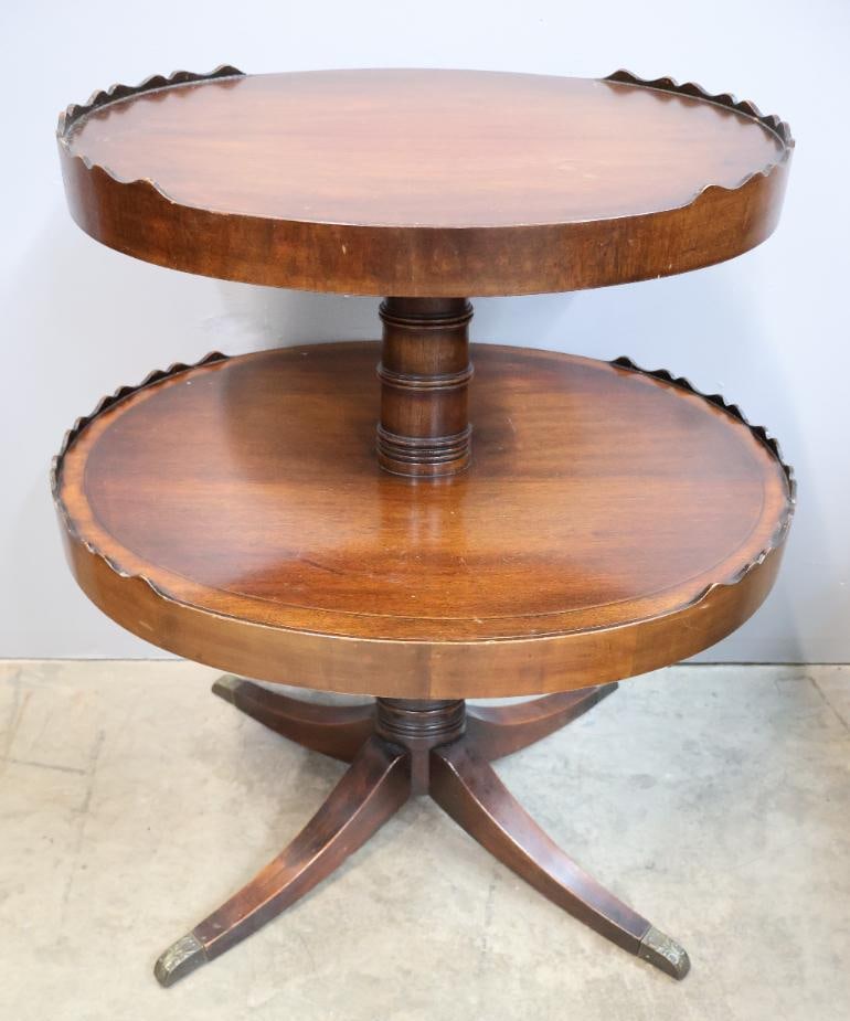Antique George III mahogany three-tier dumbwaiter table (1 of 7)