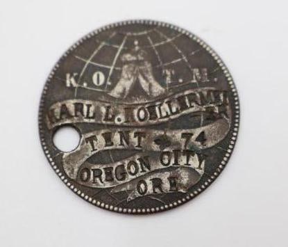 Folding opera glasses, Belt Buckle and Collectible Tokens - 3