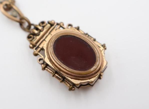 Antique Victorian gold-filled locket and chain featuring a deer motif - 5