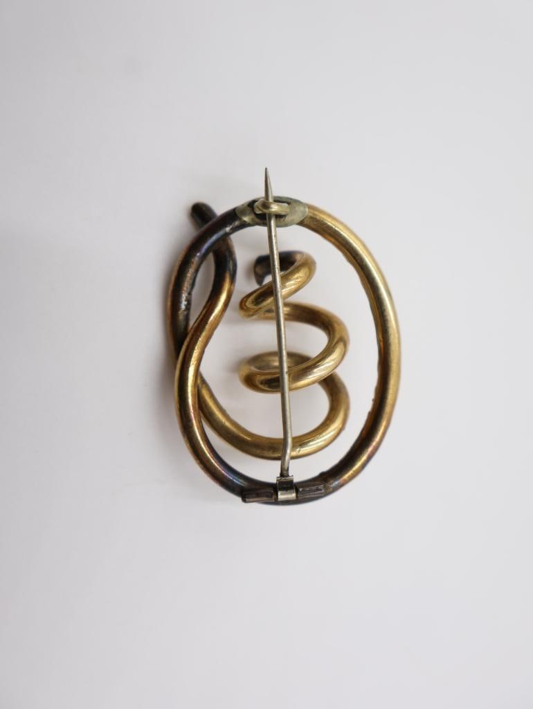 Vintage gold-filled mechanical pencil and antique Victorian gold-filled love knot brooch - 5