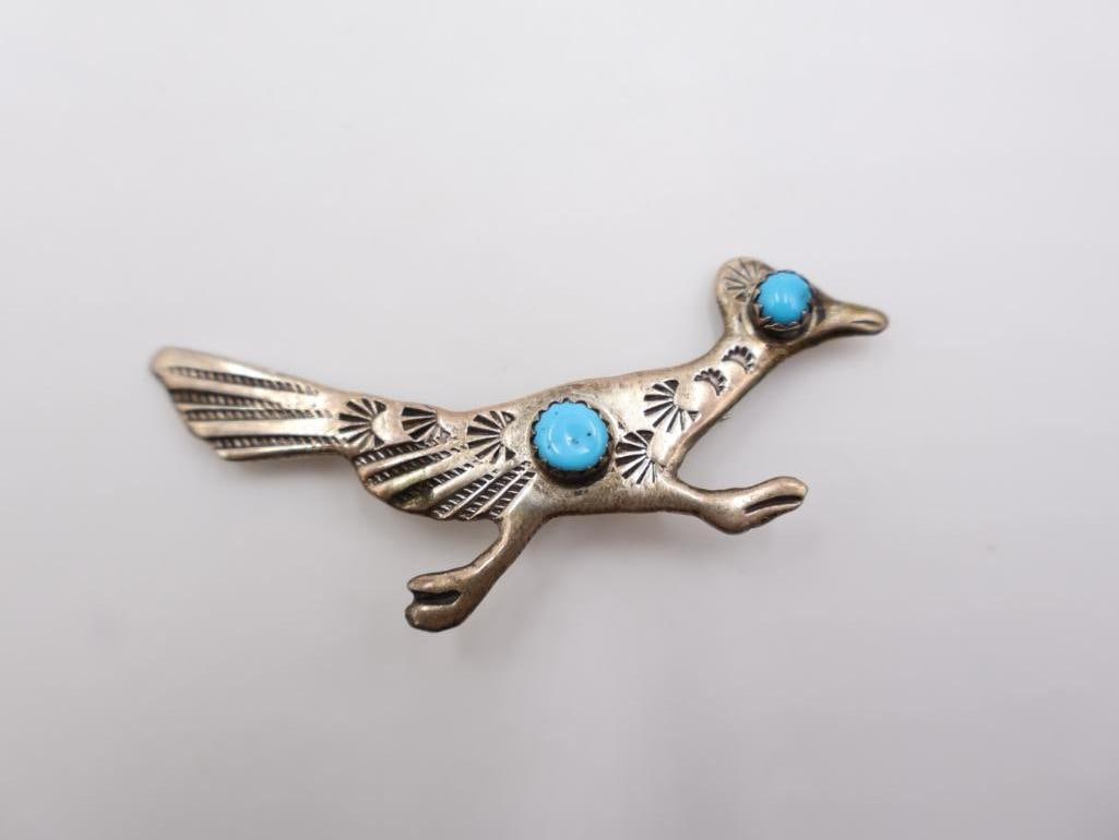 Vintage Navajo sterling silver turquoise watch cuff bracelet and a matching roadrunner pin - 4
