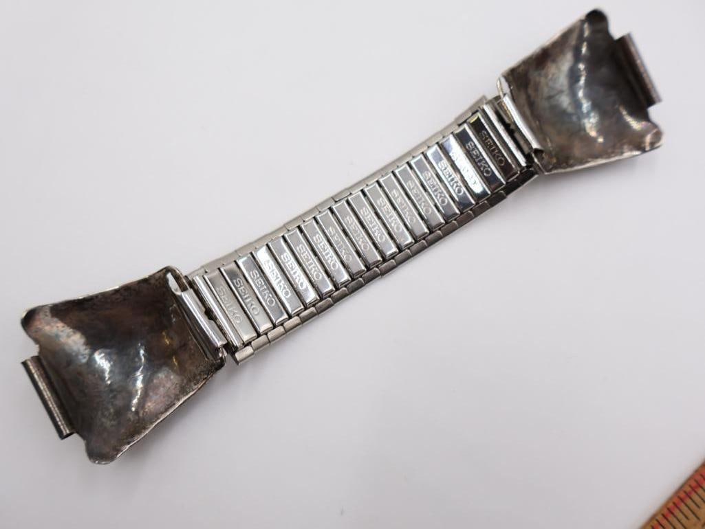 Vintage Navajo sterling silver turquoise watch cuff bracelet and a matching roadrunner pin - 8