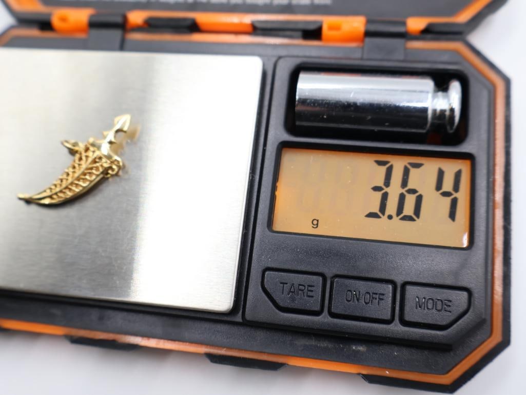 Vintage 18K Yellow Gold Dagger & Sheath Charm or Pendant - 4