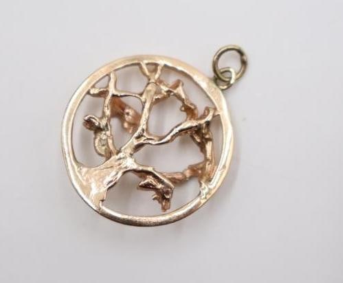 14k and 10k yellow gold pendants - 3