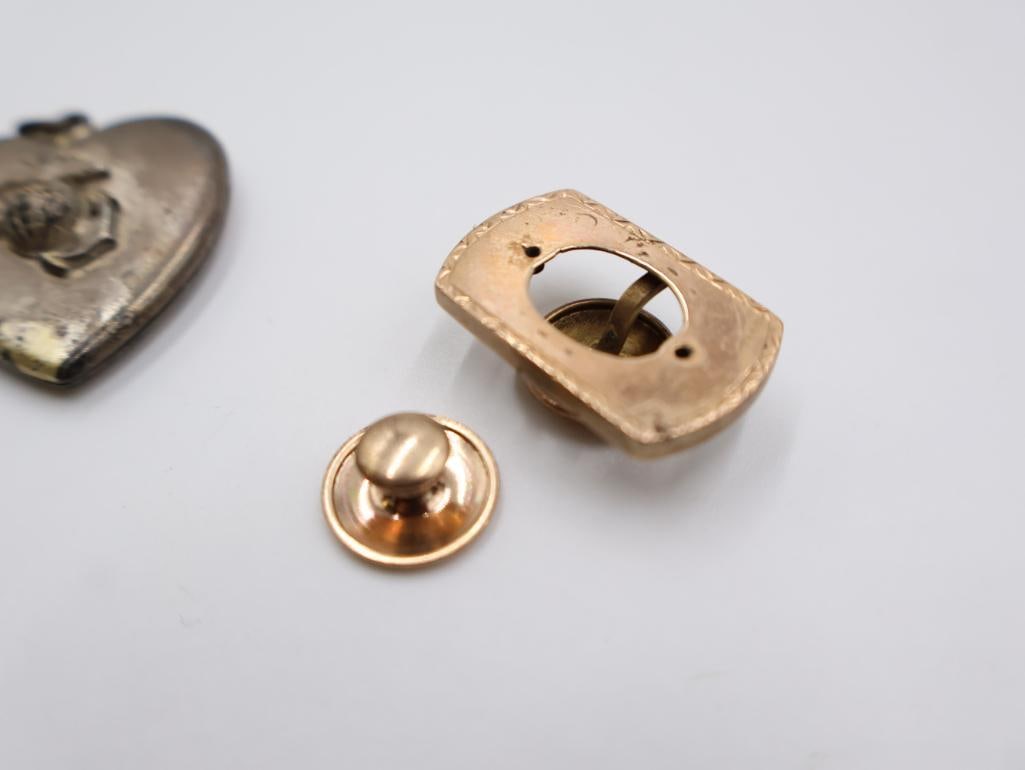 A collection of antique and vintage lockets and jewelry findings - 14