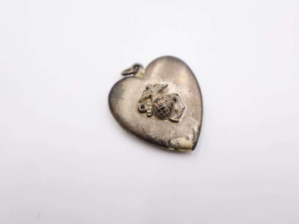 A collection of antique and vintage lockets and jewelry findings - 16