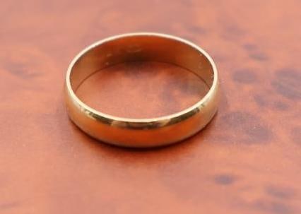 Set of 14k gold wedding rings - 10