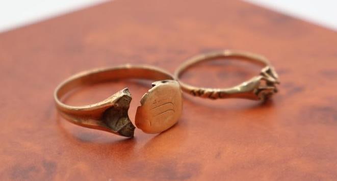 Vintage Gold Rings - 2