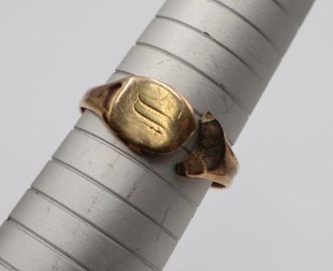 Vintage Gold Rings - 6