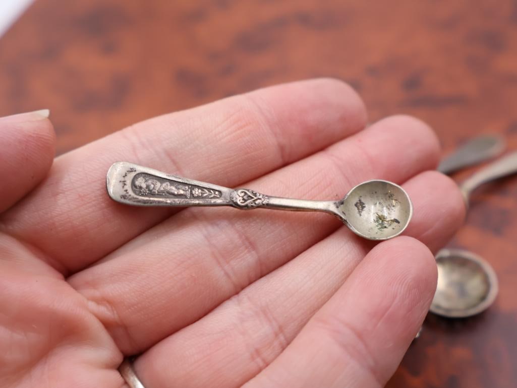 Collection of Antique Silver Salt Cellar Spoons - 4