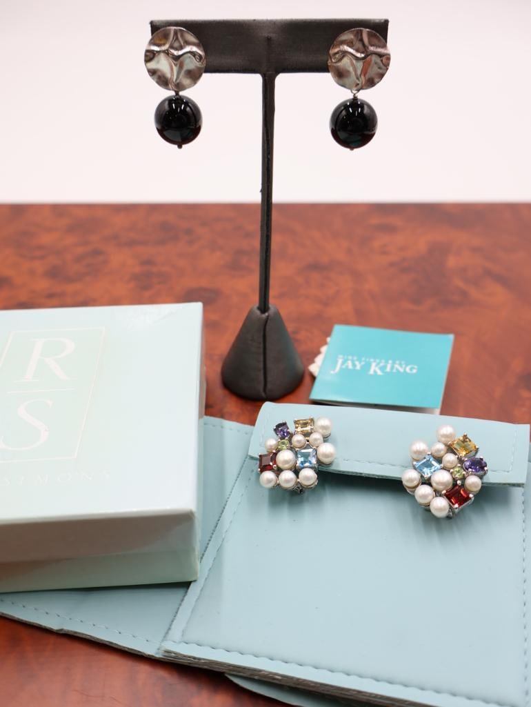 Sterling Silver Ross Simons cultured pearl and Jay King black onyx earrings: Click on the main photo to view more photos of this lot. 