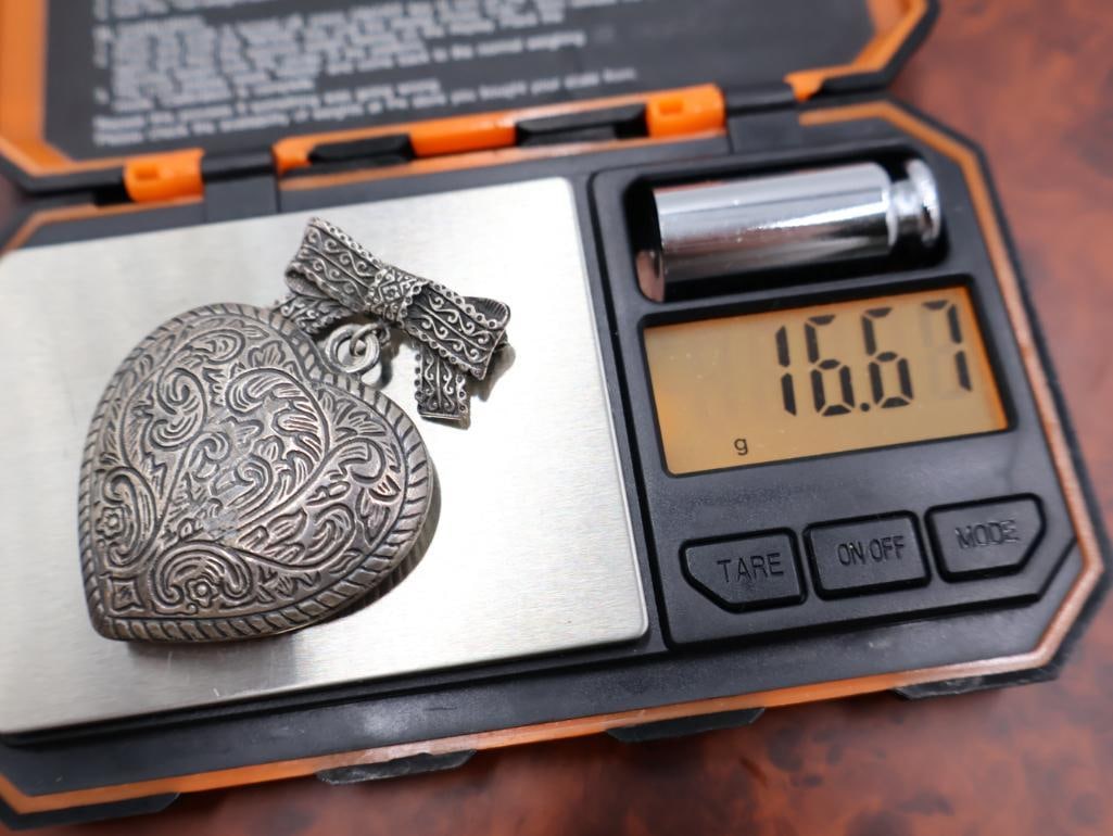 Heart-shaped sterling silver pendant - 4