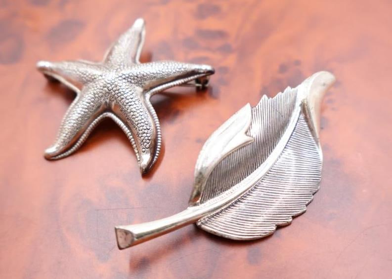 Vintage sterling silver starfish and leaf Beau Sterling Pins (1 of 7)
