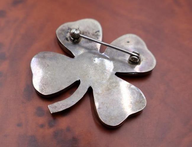 Two vintage sterling silver flower brooches - 7