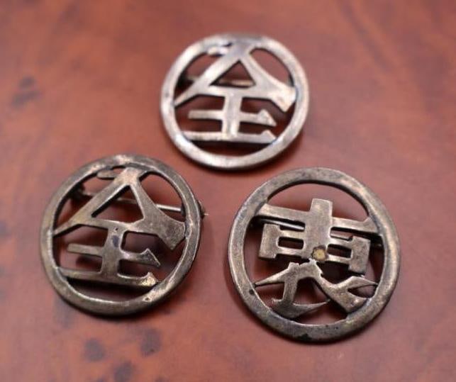Antique Chinese sterling silver pins (1 of 4)