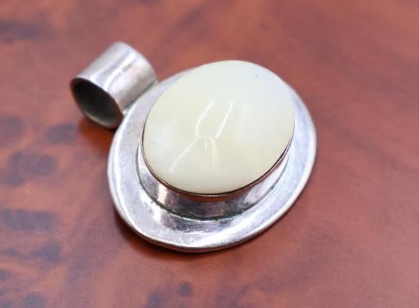 Two vintage sterling silver pendants - 3