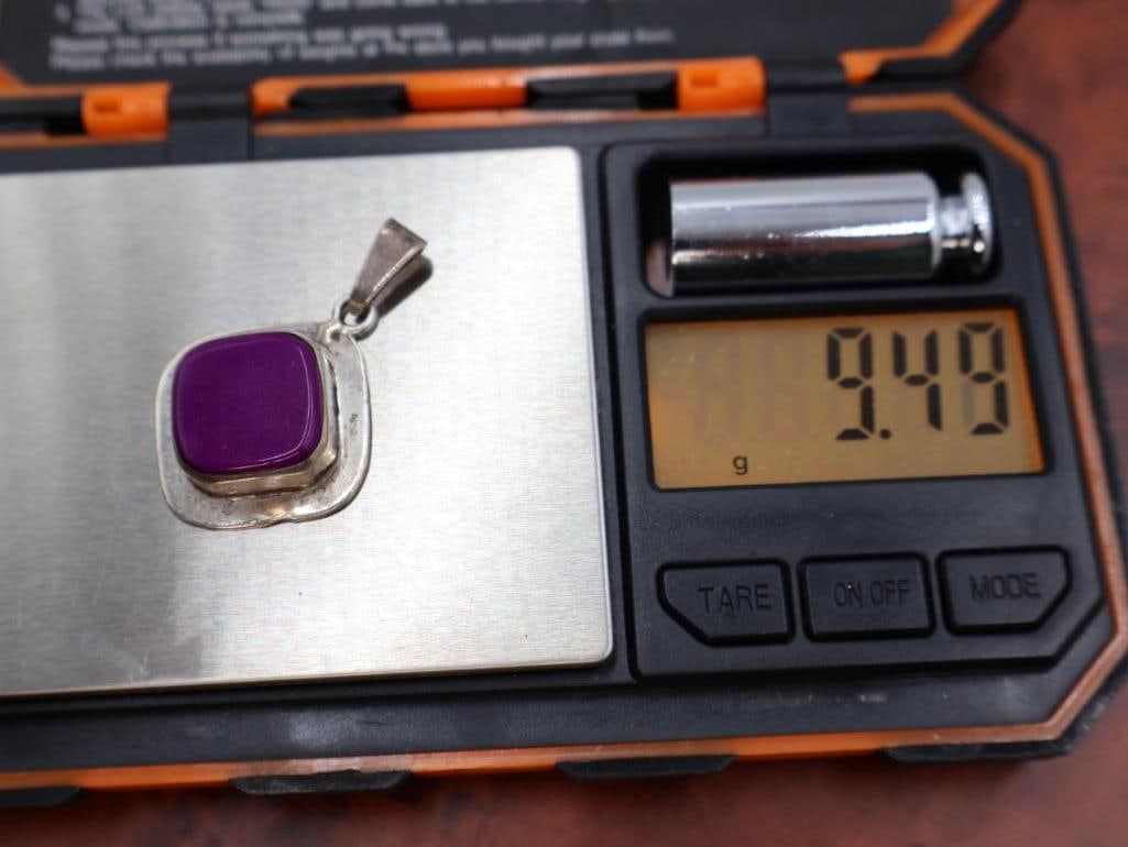 Two vintage sterling silver pendants - 8