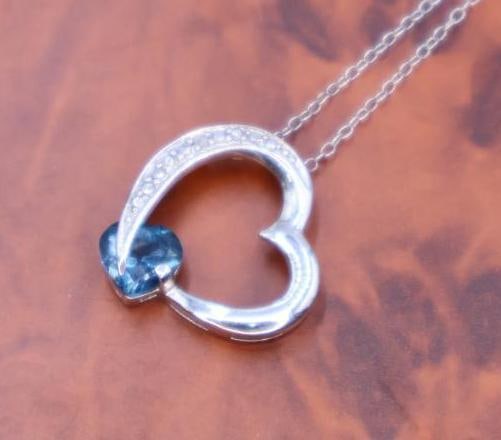 Sterling silver heart and key pendant necklaces - 6