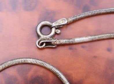 Sterling Silver lariat-style necklace and one featuring a square pendant - 7