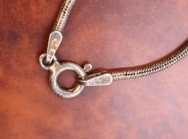 Sterling Silver lariat-style necklace and one featuring a square pendant - 9