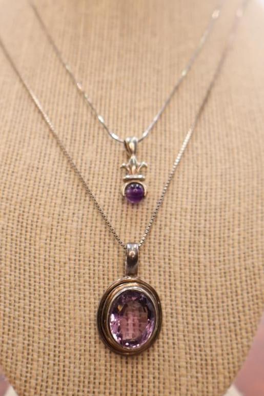 Two sterling silver amethyst pendant necklaces (1 of 8)